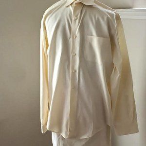 BROOKS BROTHERS MEN;S YELLOW DRESS SHIRT SIZE MEDIUM LOOKS LIKE NEW